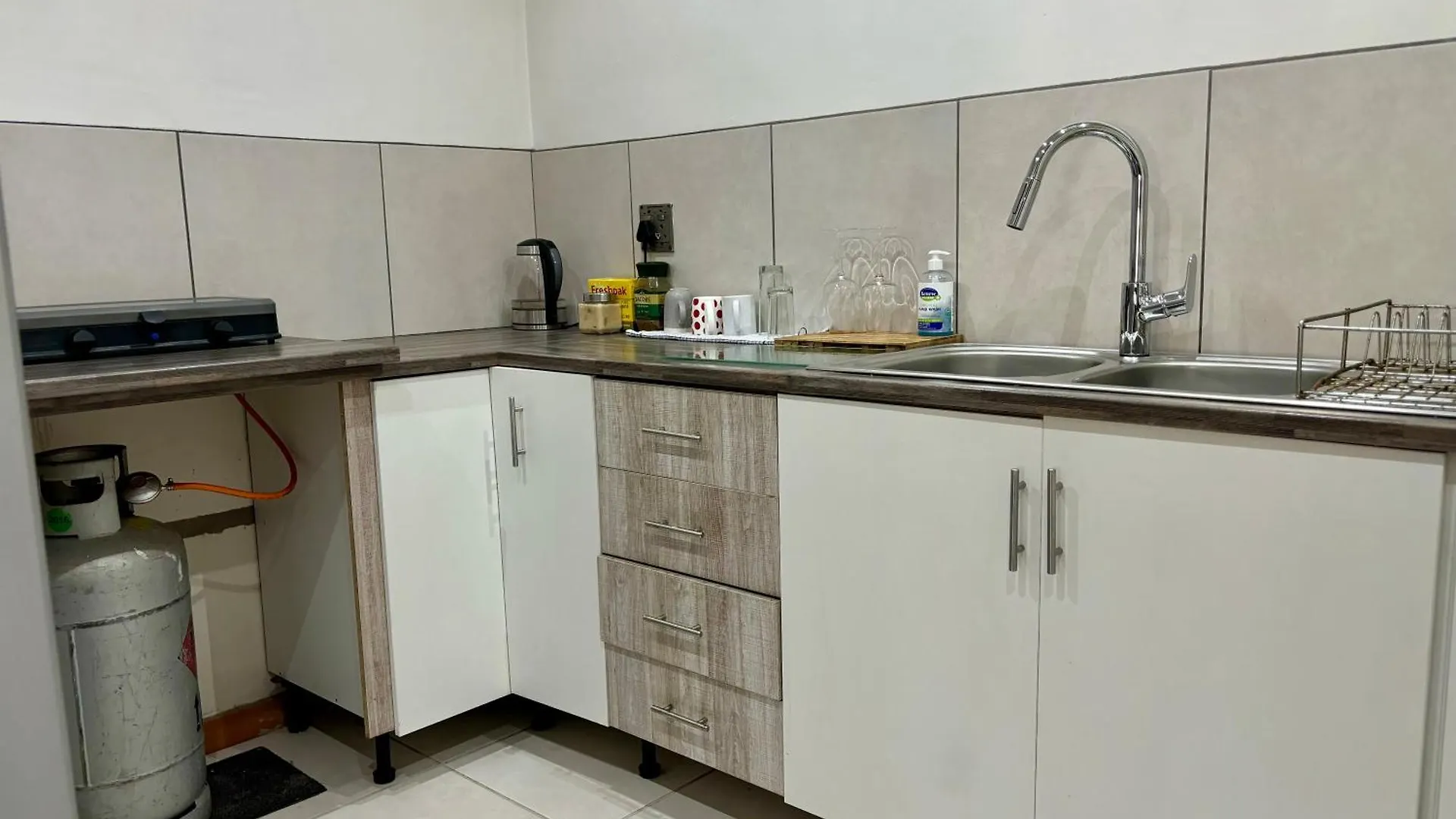 One Bedroom House Goodwood