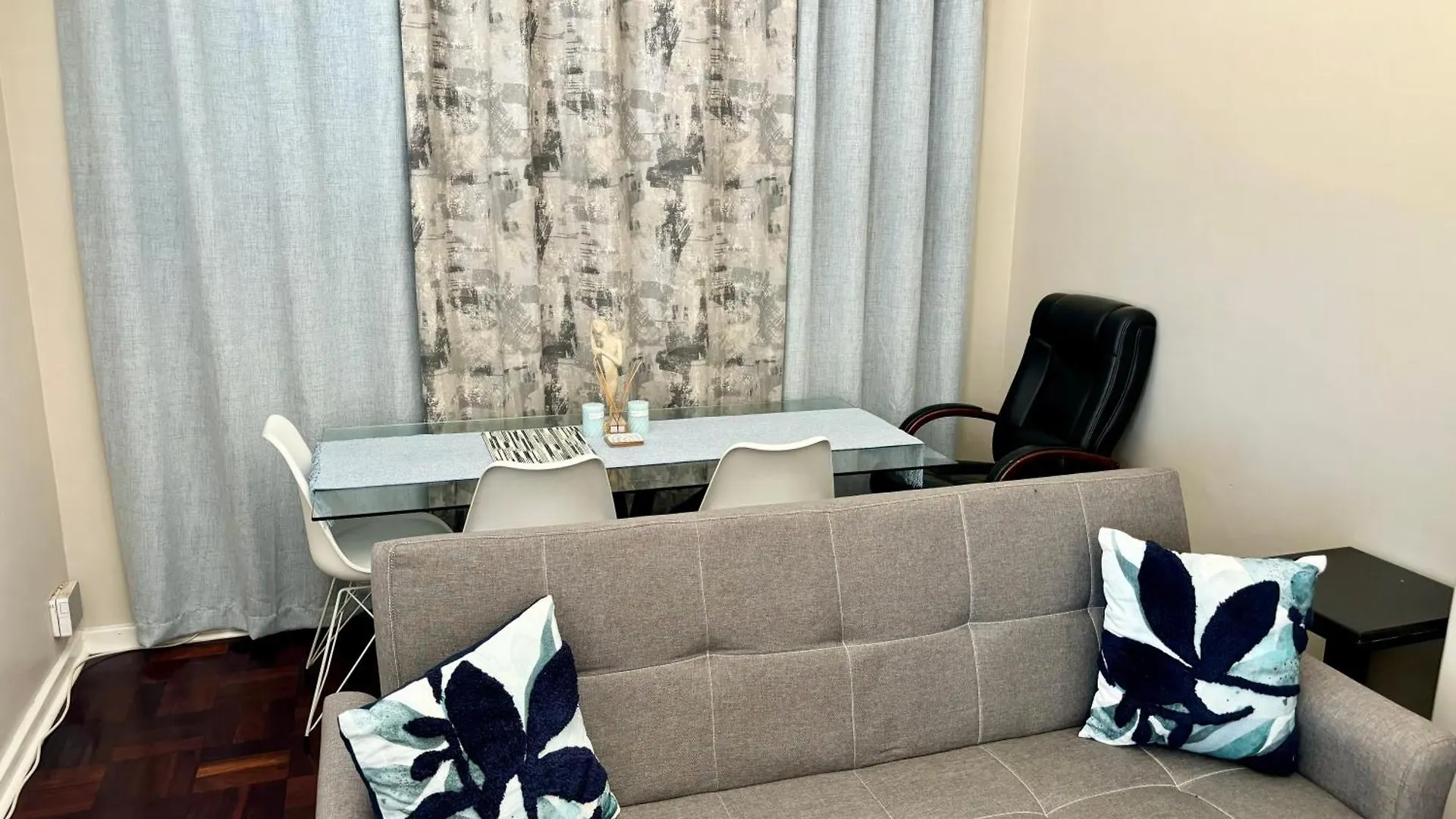 One Bedroom House Goodwood Hébergement de vacances